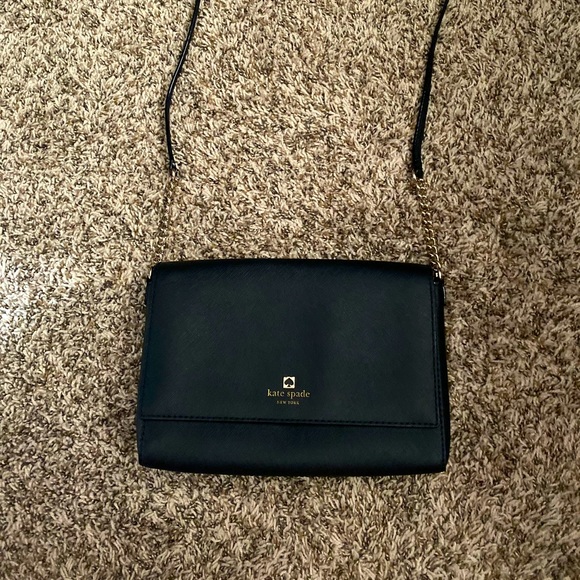 kate spade Handbags - Kate Spade Crossbody Purse